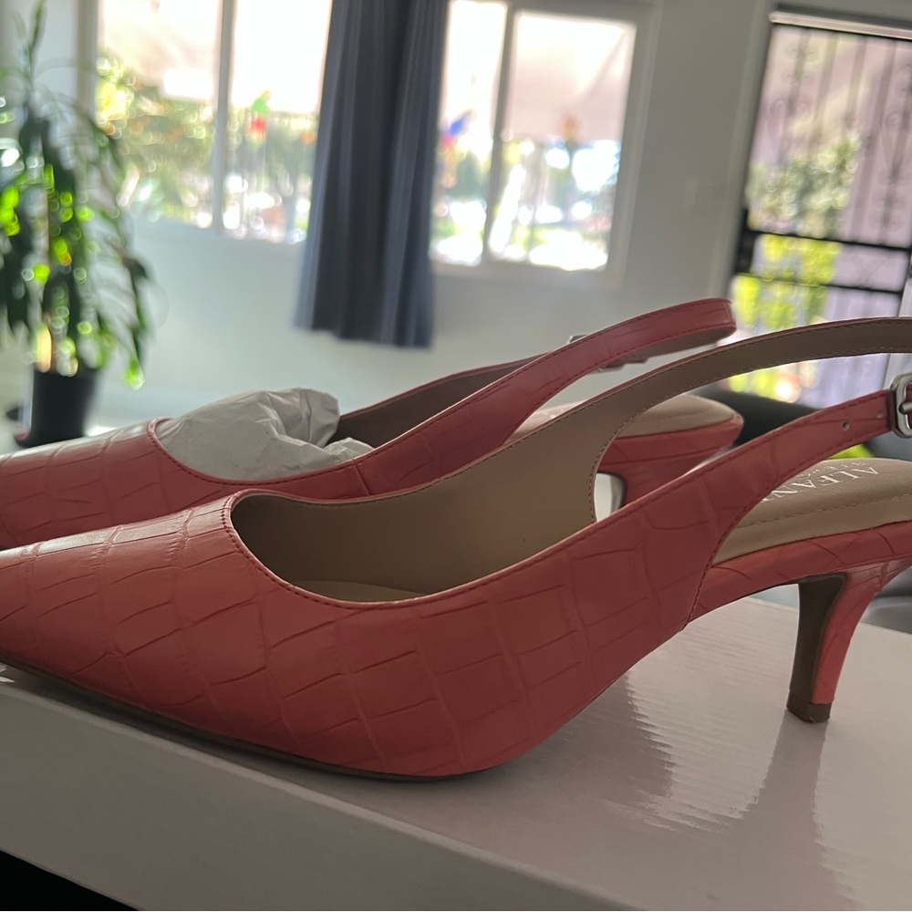 Elegant Coral Slingback Heels